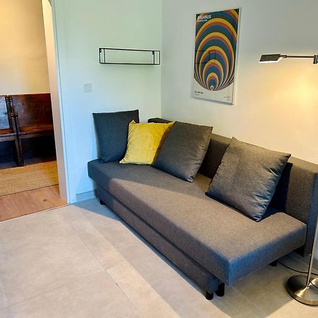 Feelslikehome - Urbane Altbauwohnung Mit Dachterasse& Parkplatz Бохум Екстер'єр фото